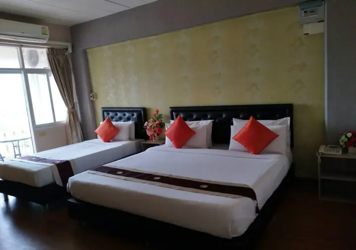 Паттайя: The Sun Resort & Spa