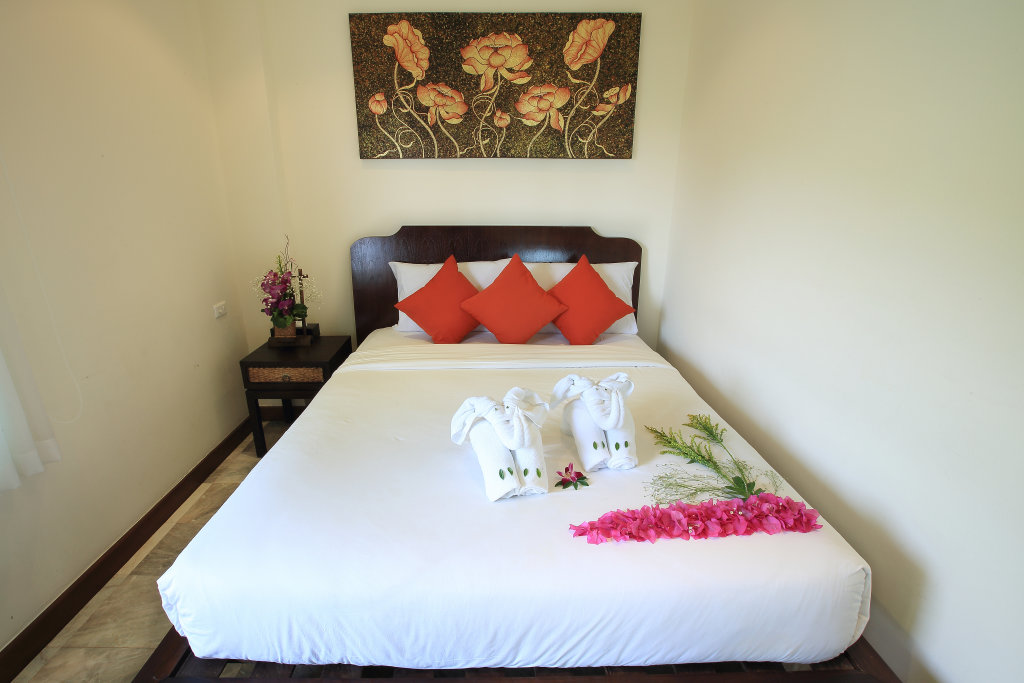 Муанг: Phunawa Resort