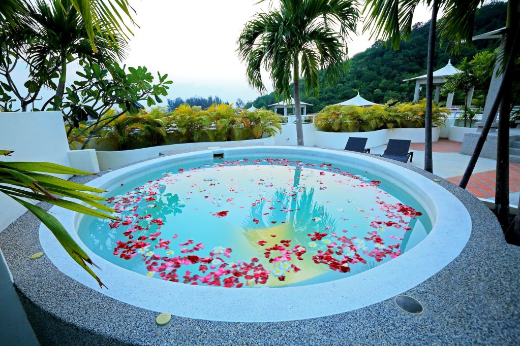 Муанг: Phunawa Resort
