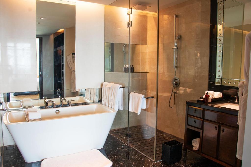 Бангкок: The St. Regis Bangkok