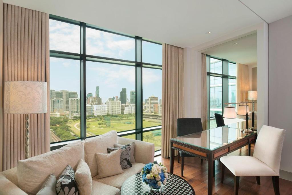 Бангкок: The St. Regis Bangkok