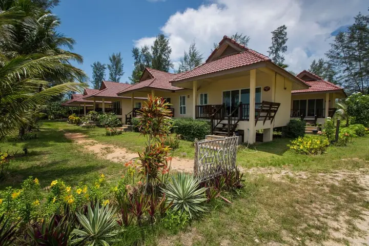 Ко-Ко-Као: Pranee Beach Bungalows