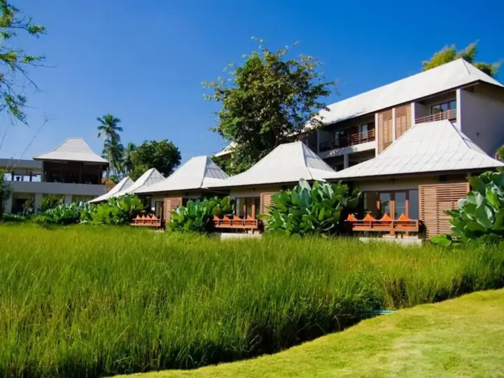 Паи: Yoma hotel