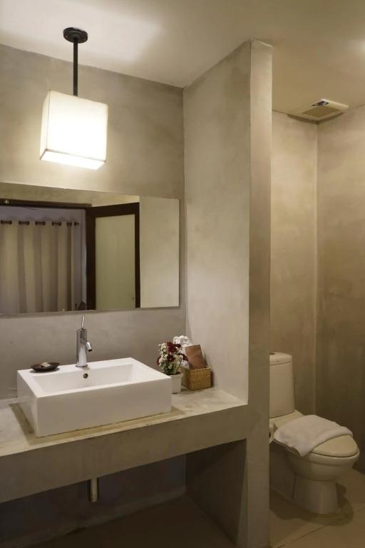 Паи: Yoma hotel