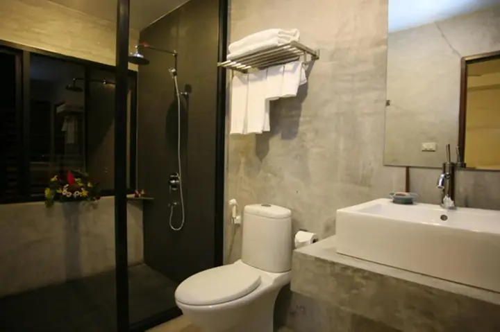 Паи: Yoma hotel