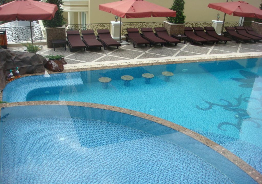 Паттайя: LK The Empress Pattaya