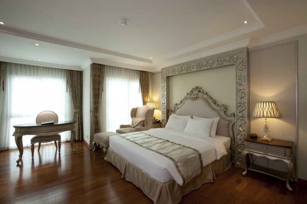Паттайя: LK The Empress Pattaya