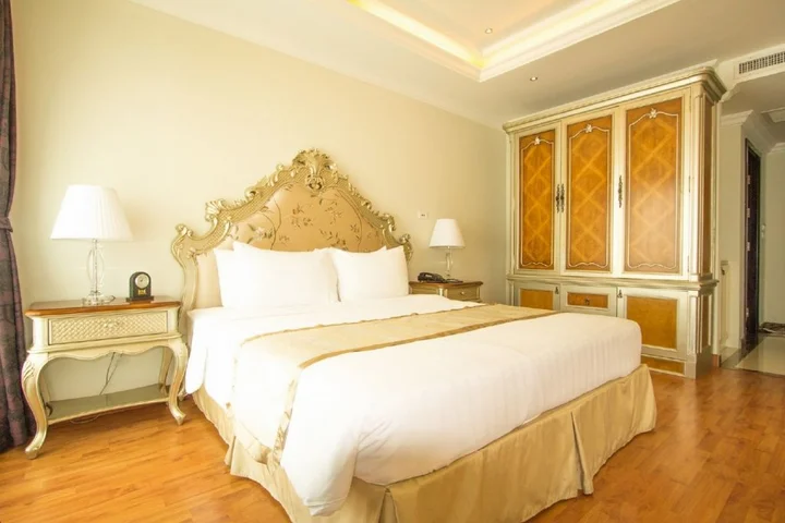 Паттайя: LK The Empress Pattaya