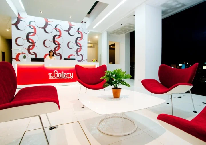Пхукет: The Gallery Hotel
