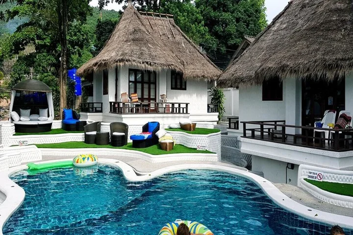 Мэй-Хаад-Бэй: Clear View Resort