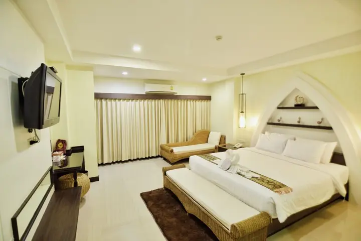 Нанг-Ронг: Phanomrung Puri Boutique Hotels and Resorts