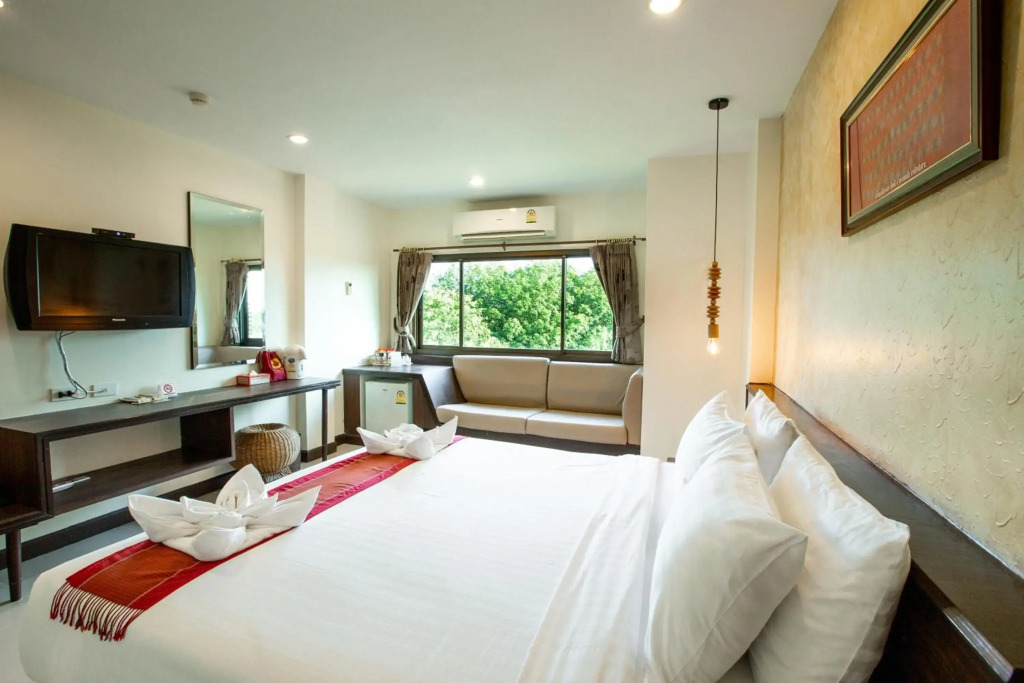 Нанг-Ронг: Phanomrung Puri Boutique Hotels and Resorts