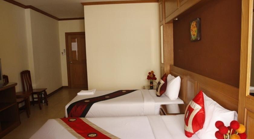 Кату: Siam Hotel
