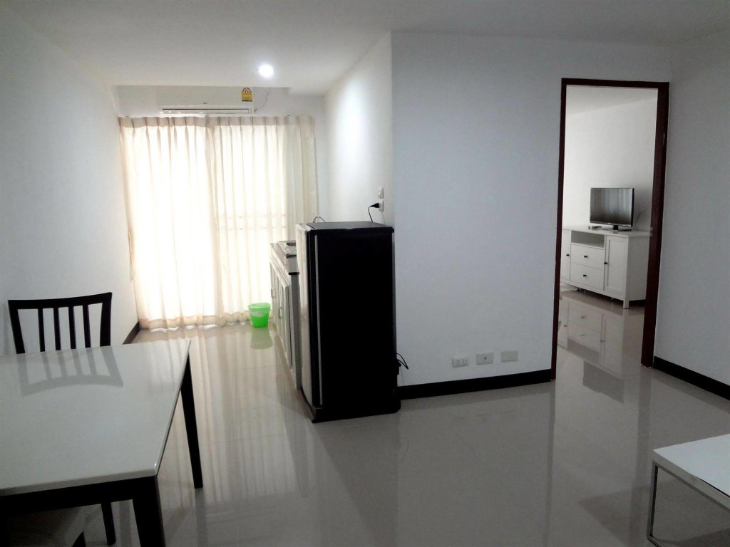 Чиангмай: M Plus 2 Apartments