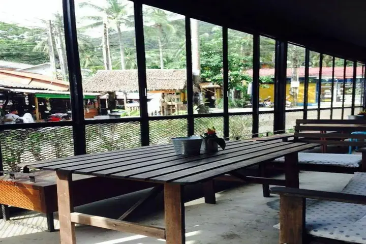 Ко Чанг: Sleepy Owl Hostel