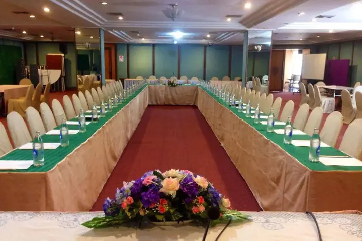 Нонтхабури: Nonthaburi Palace Hotel