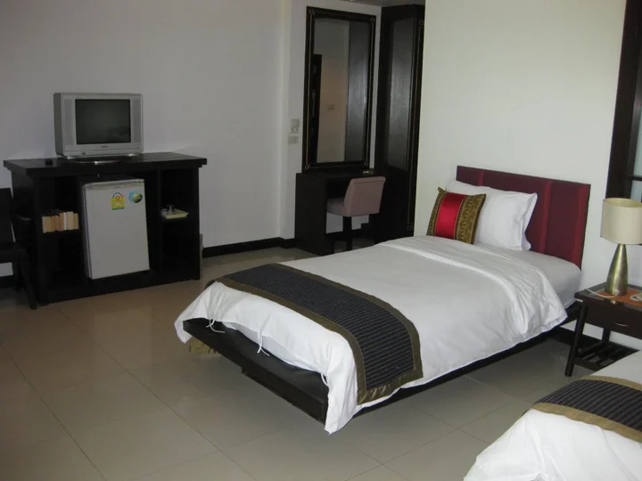 Тхаланг: Phuket Naithon Resort