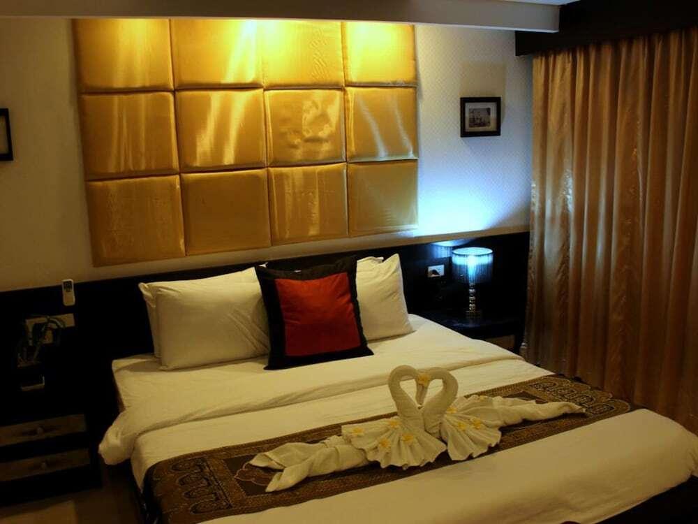 Паттайя: Room Terrace Hostel