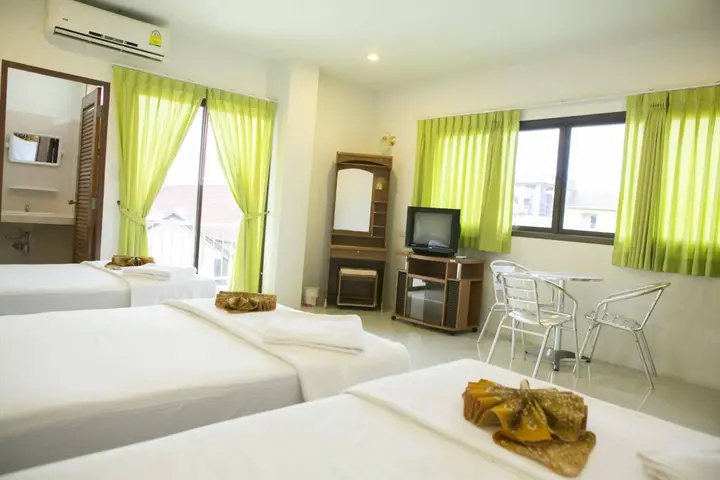 Кату: G&B Guesthouse
