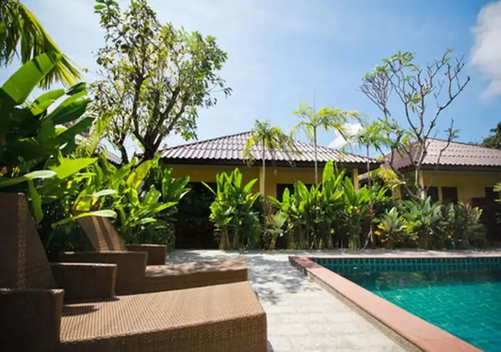 Муанг: Happy Cottages Phuket