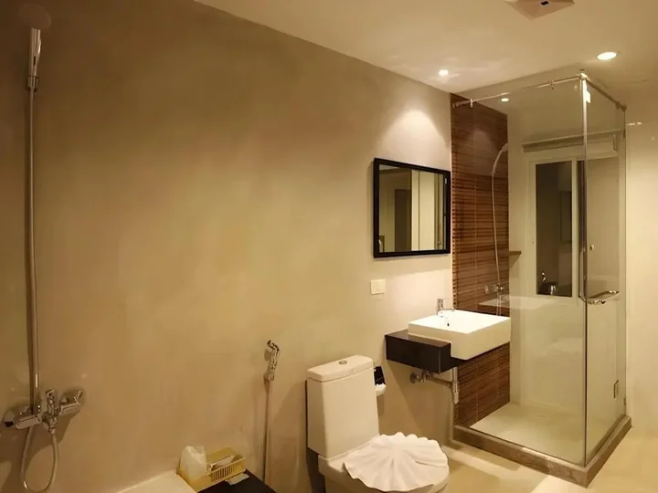 Муанг: Nize Hotel