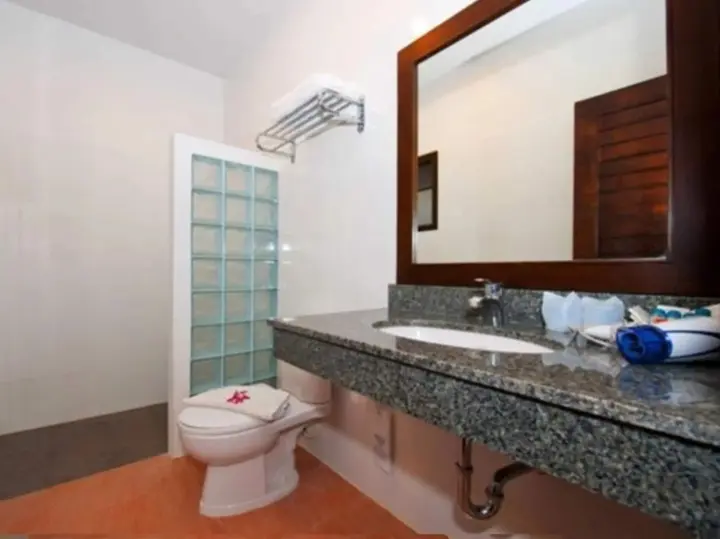 Кату: Kamala Beachfront Apartment