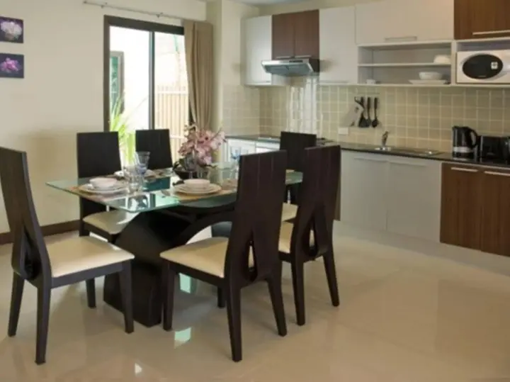 Кату: Kamala Beachfront Apartment