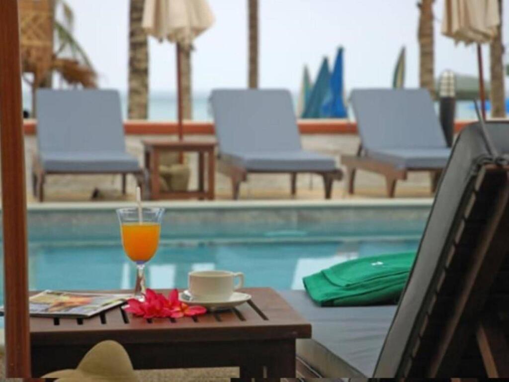Кату: Kamala Beachfront Apartment
