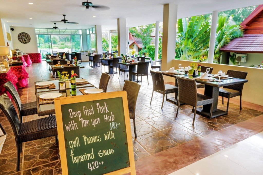 Тхаланг: L'esprit de Naiyang Beach Resort