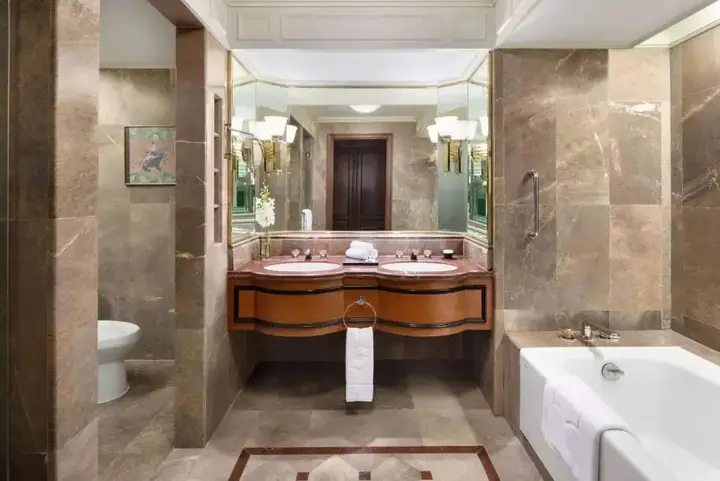 Бангкок: Shangri-La Bangkok