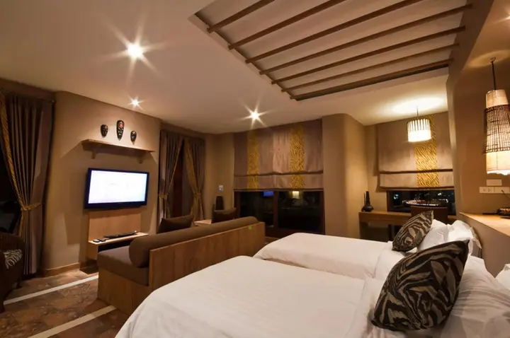 Паи: Montis Resort