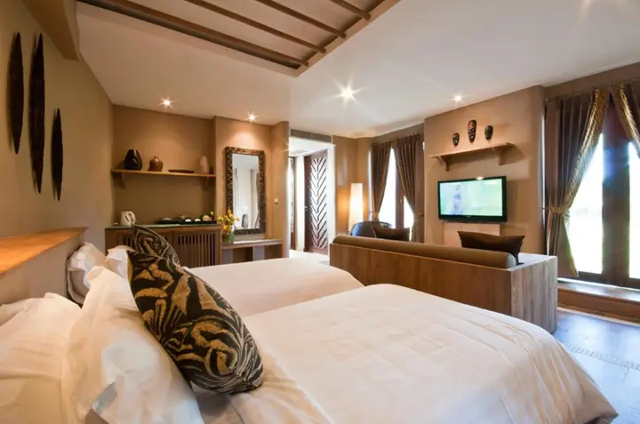 Паи: Montis Resort