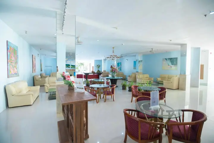 Пхукет: Chalong Beach Hotel Phuket