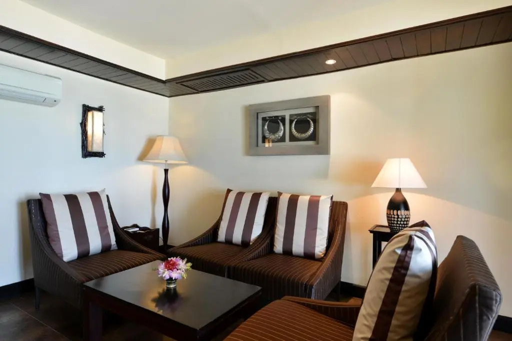 Тхаланг: Andaman White Beach Resort