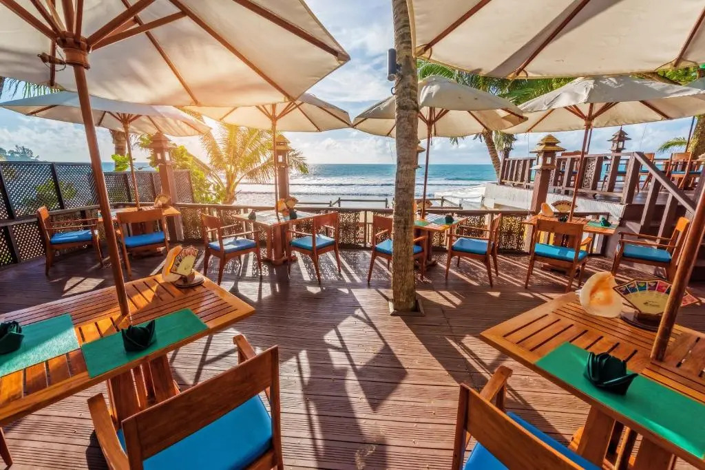 Тхаланг: Andaman White Beach Resort