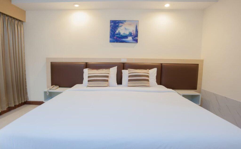 Кхлонг-Луанг: Tara Grand Hotel