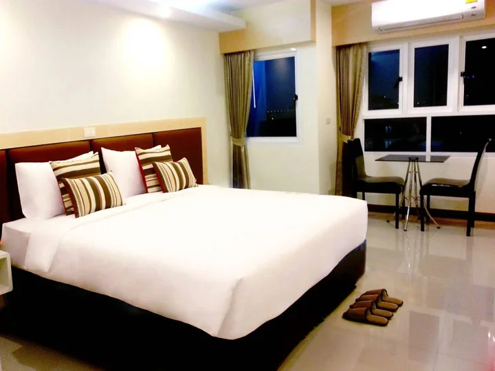 Кхлонг-Луанг: Tara Grand Hotel
