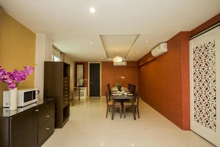 Паттайя: Tamnak Villa