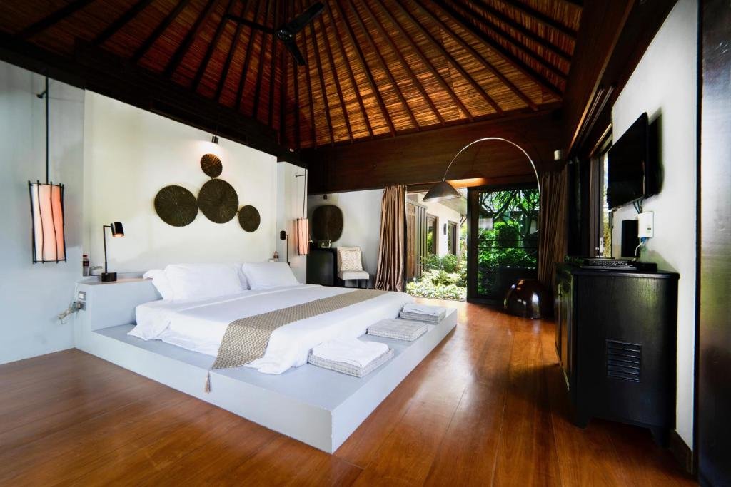 Банг-Саре: Tamarind Exclusive Villa