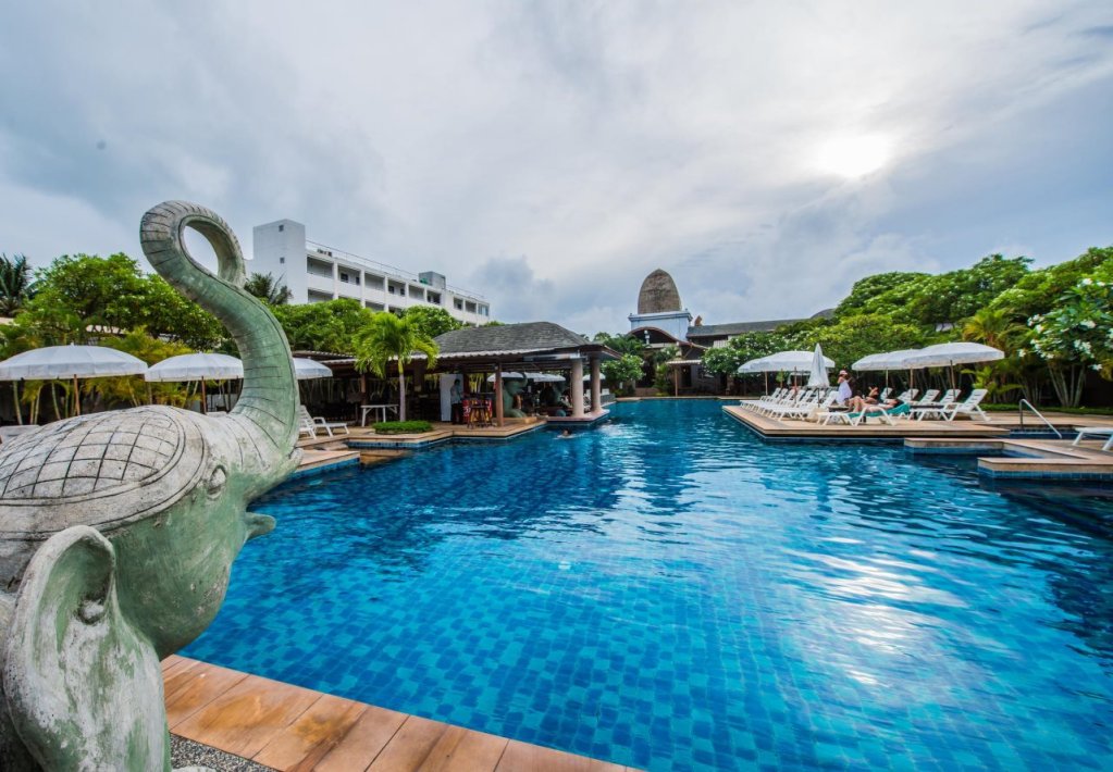 Муанг: Phuket Kata Resotel