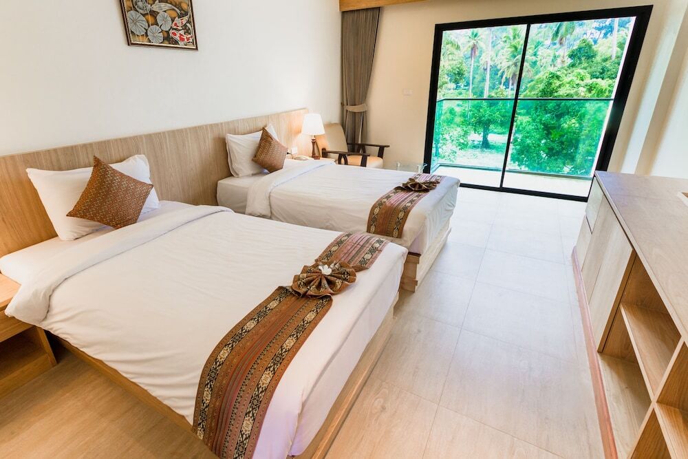 Пхукет: Airport Beach Hotel Phuket