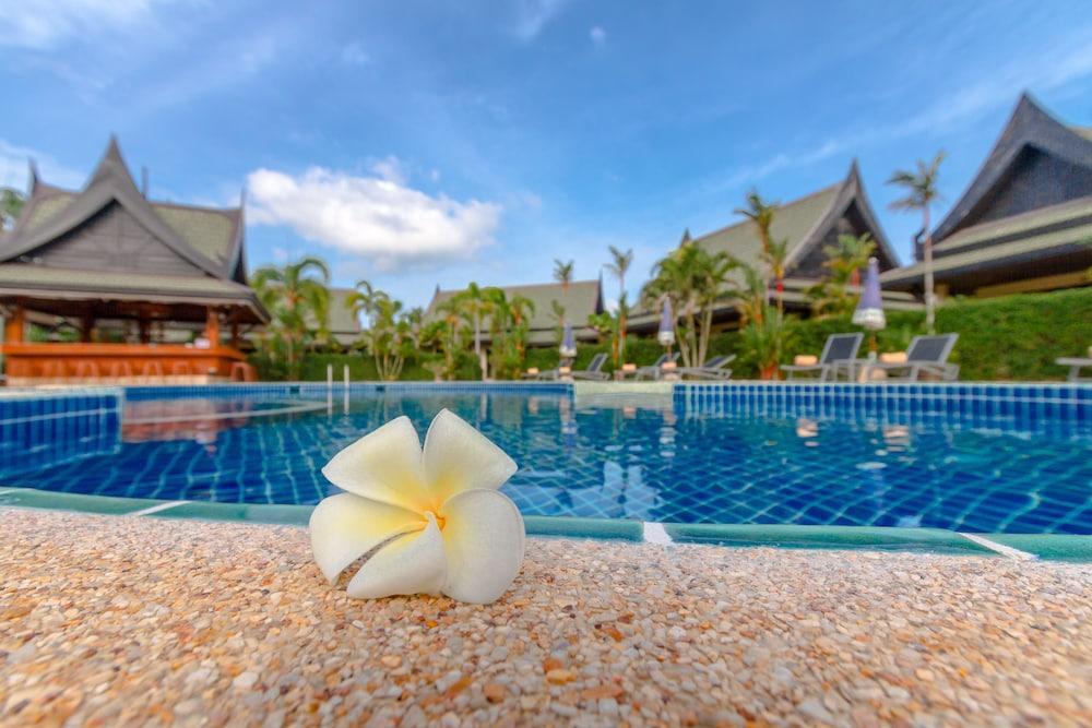 Пхукет: Airport Beach Hotel Phuket