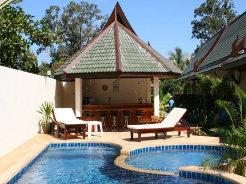 Пхукет: Airport Beach Hotel Phuket