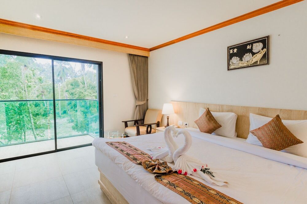 Пхукет: Airport Beach Hotel Phuket