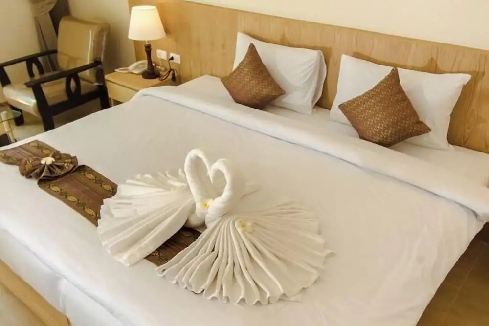 Пхукет: Airport Beach Hotel Phuket