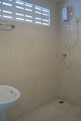 Ко Сичанг: Charlie's Bungalow