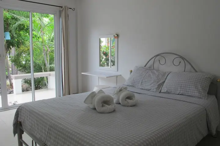 Ко Сичанг: Charlie's Bungalow