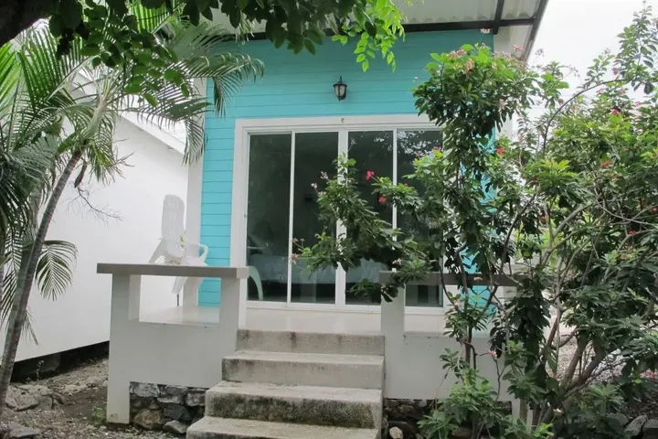 Ко Сичанг: Charlie's Bungalow