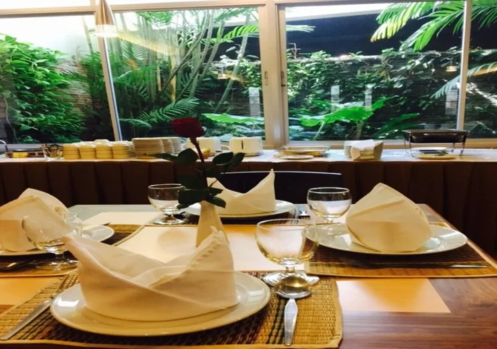 Хатъяй: Hadyai Golden Crown Hotel