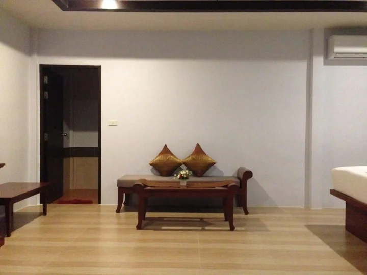 Такуа Па: The Hip Resort @ Khao Lak